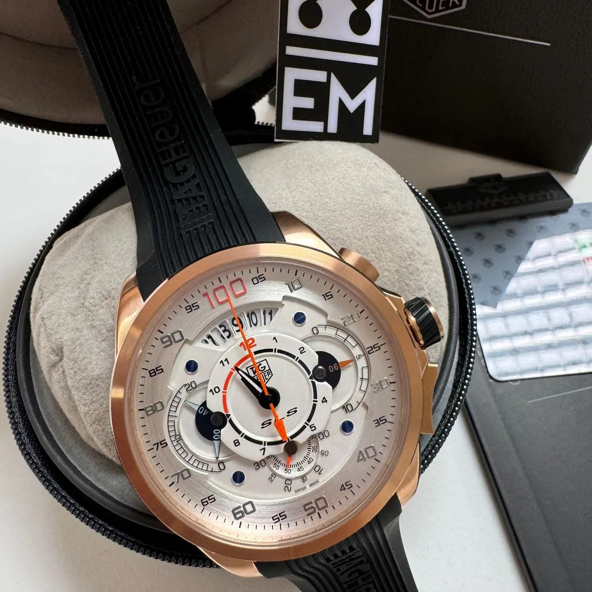 TAG Heuer Grand Carrera Mikrotimer – Rose Gold & White - Image 3