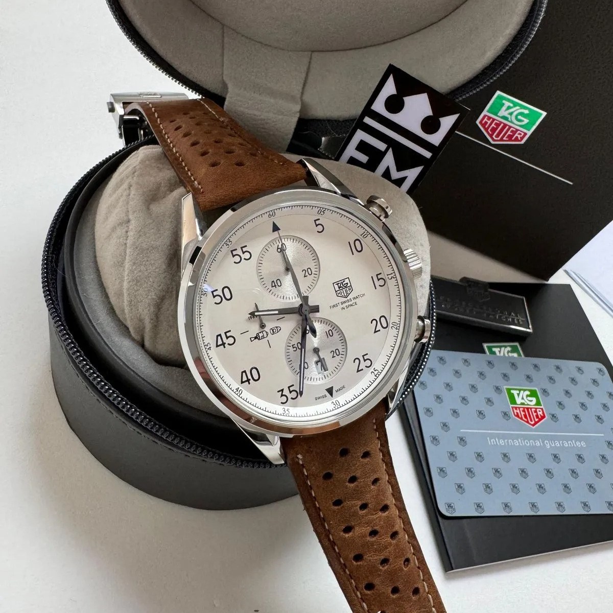 TAG Heuer Carrera Chronograph Classic White Leather Strap - Image 2