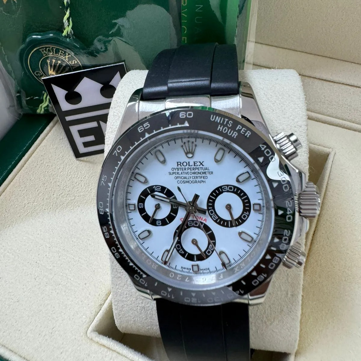 Rolex Daytona 40 – Oysterflex Strap - Image 2