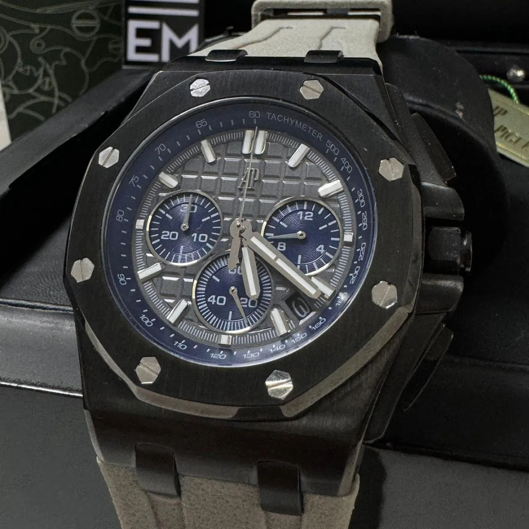 Audemars Piguet Royal Oak Offshore Chronograph Black/Blue - Image 2