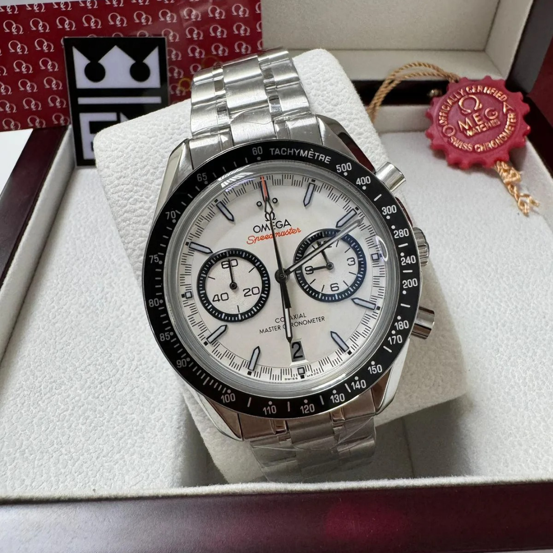 Omega Speedmaster “Co-Axial Master Chronometer” – White Dial | Stainless Steel Bracelet - Image 2