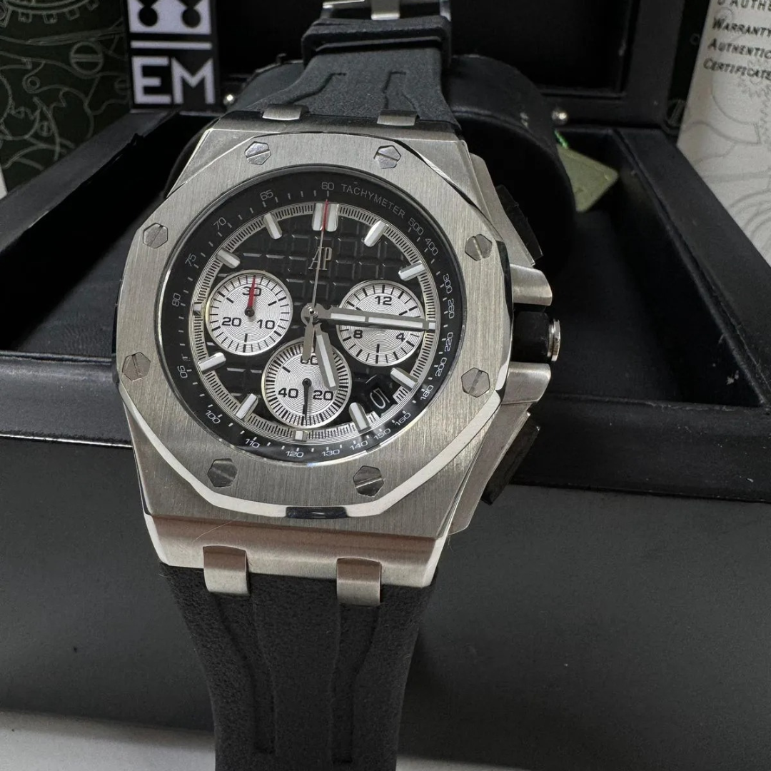 Audemars Piguet Royal Oak Offshore Chronograph Black - Image 2