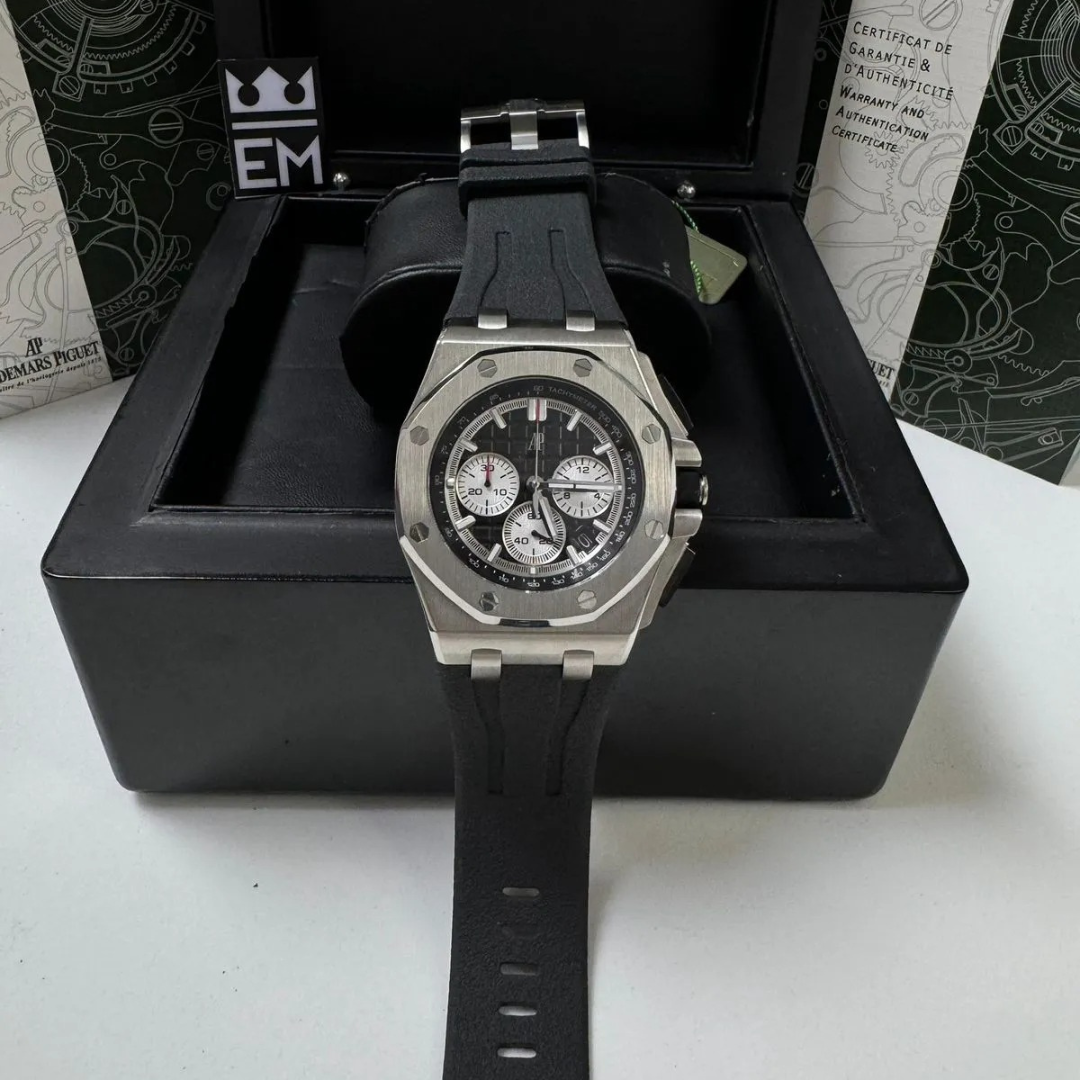 Audemars Piguet Royal Oak Offshore Chronograph Black - Image 3