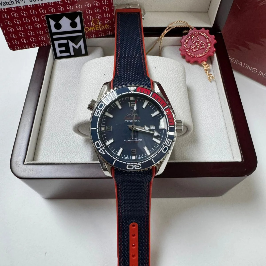 Omega Seamaster Planet Ocean “Co-Axial Master Chronometer” – Blue/Red | Textile Strap - Image 3