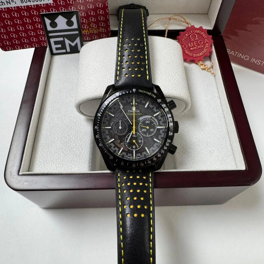 Omega Speedmaster Racing Co-Axial Chronograph Black/Yellow – 44 mm Perforated Leather Strap - Image 3