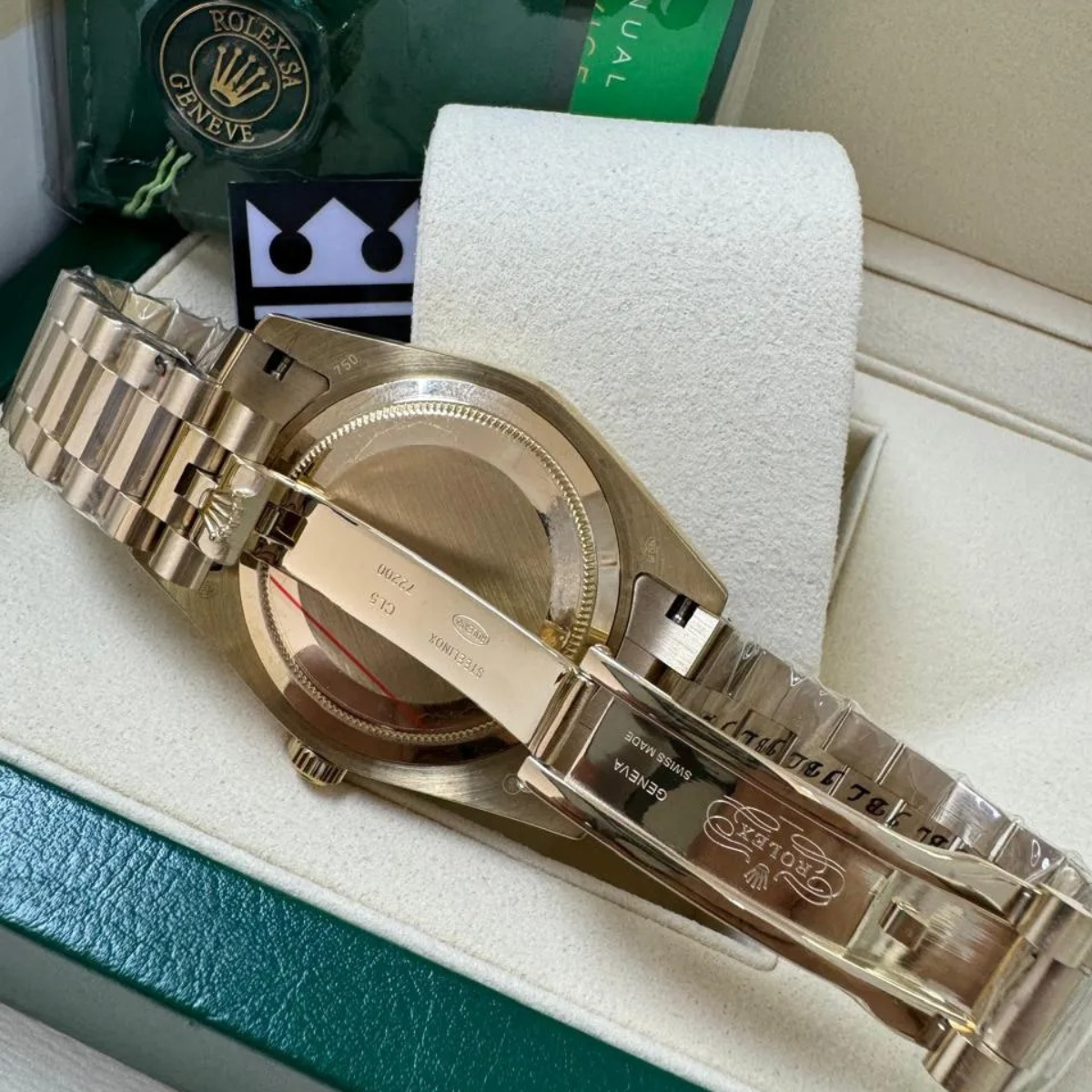 Rolex Day-Date 40 – Gold Dial - Image 5