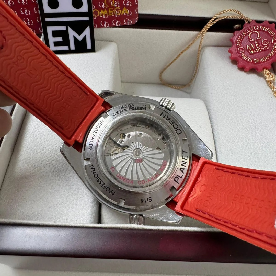 Omega Seamaster Planet Ocean “Co-Axial Master Chronometer” – Blue/Red | Textile Strap - Image 6